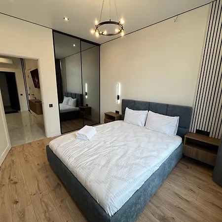 Sky Terrace Apartmens 3-117